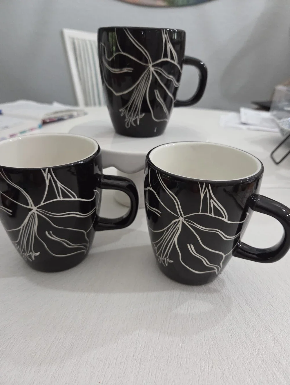 Set Of 3 Laurie Gates Antilles Ceramic Mugs